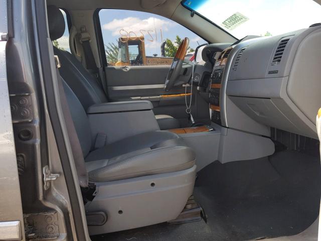 1A8HX582X8F102571 - 2008 CHRYSLER ASPEN LIMI 灰色 照片 5