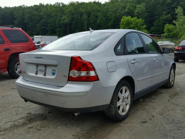 YV1MS682052075324 - 2005 VOLVO S40 T5 SILVER photo 4