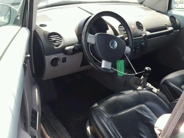 3VWCD31Y64M313268 - 2004 VOLKSWAGEN NEW BEETLE 蓝色 照片 9