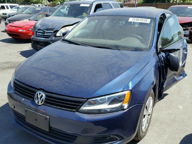 3VW2K7AJ8EM332451 - 2014 VOLKSWAGEN JETTA BASE 蓝色 照片 2