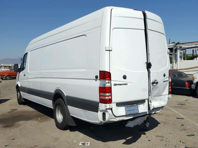 WD3PF1CCXD5740022 - 2013 MERCEDES-BENZ SPRINTER 3 WHITE photo 3