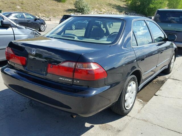 JHMCG554XXC008177 - 1999 HONDA ACCORD LX BLACK photo 4