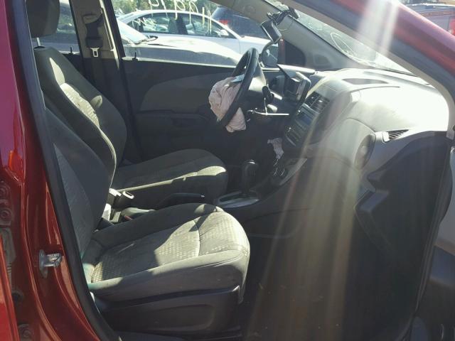 1G1JA5SH8D4127832 - 2013 CHEVROLET SONIC LS 红色 照片 5