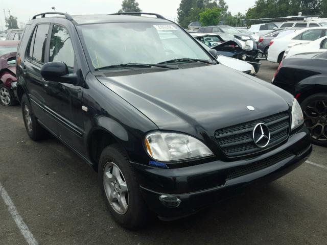 4JGAB54E51A228164 - 2001 MERCEDES-BENZ ML 320 BLACK photo 1