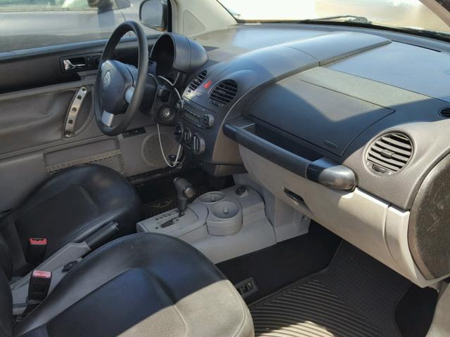 3VWBK31C35M402223 - 2005 VOLKSWAGEN NEW BEETLE 黑色 照片 5