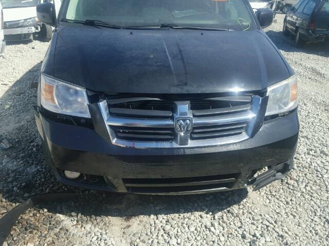 2D4RN5D13AR417261 - 2010 DODGE GRAND CARA BLACK photo 9