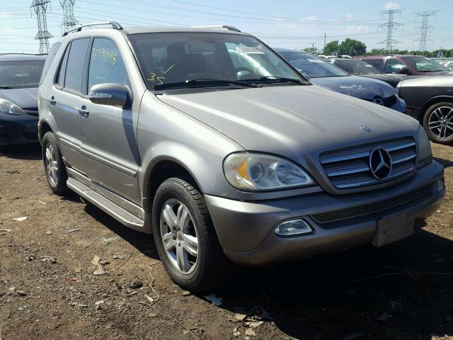 4JGAB57E25A529041 - 2005 MERCEDES-BENZ ML 350 SILVER photo 1