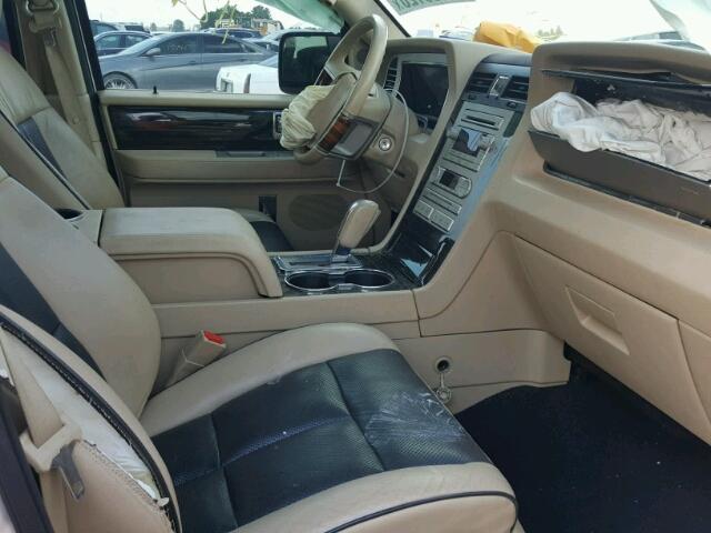 5LMFU27598LJ05456 - 2008 LINCOLN NAVIGATOR Beyaz fotoğraf 5