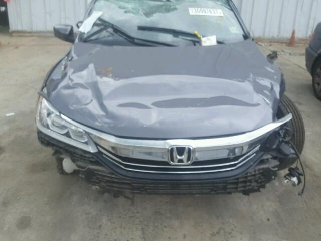 1HGCR2F32GA030980 - 2016 HONDA ACCORD LX GRAY photo 7