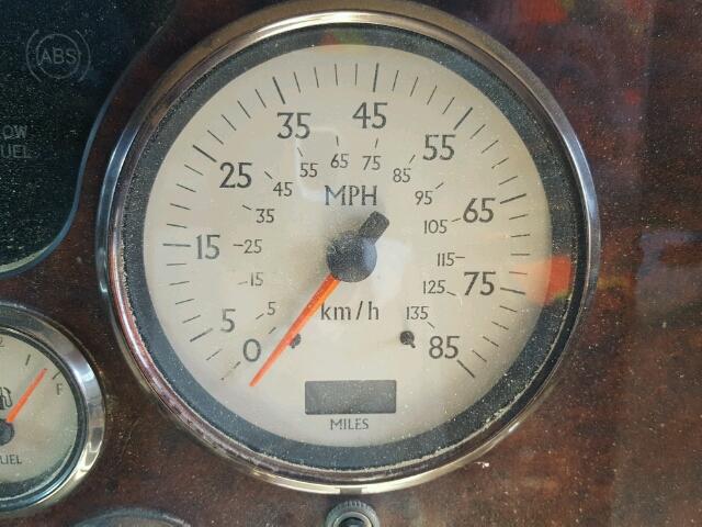 1RF43564242029809 - 2004 ROADMASTER RAIL MONOCOQUE Biały zdjęcie 8