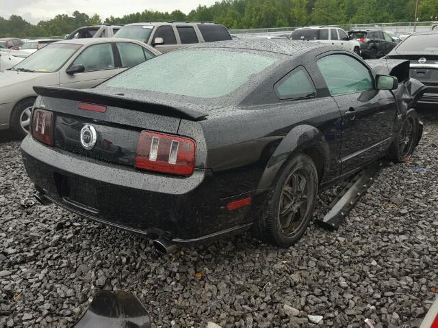 1ZVHT82H795117552 - 2009 FORD MUSTANG BLACK photo 4