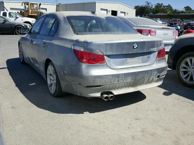 WBANB33535B115774 - 2005 BMW 545 I SILVER photo 3