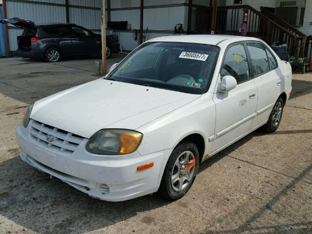 KMHCG45C63U475485 - 2003 HYUNDAI ACCENT GL WHITE photo 2