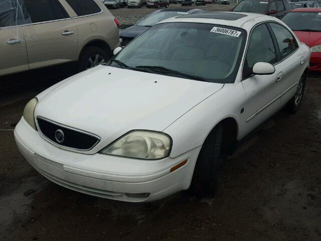 1MEFM55S22G611565 - 2002 MERCURY SABLE LS P WHITE photo 2