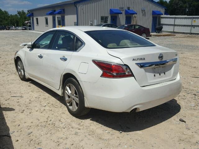 1N4AL3AP7FN870046 - 2015 NISSAN ALTIMA 2.5 WHITE photo 3