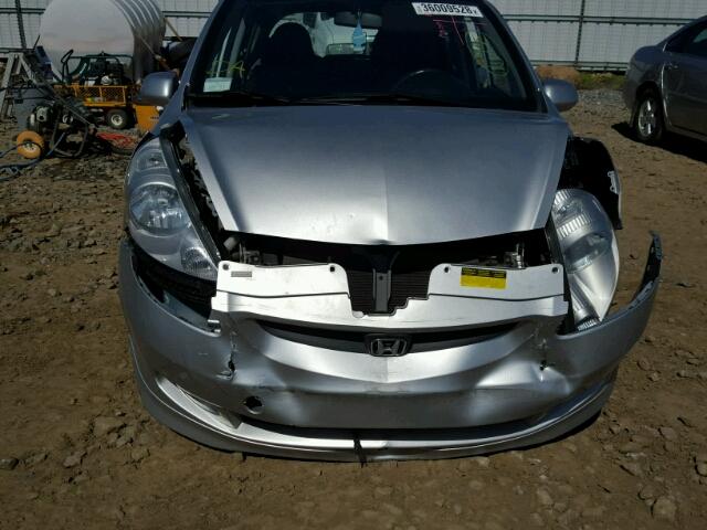 JHMGD38687S809367 - 2007 HONDA FIT S SILVER photo 7