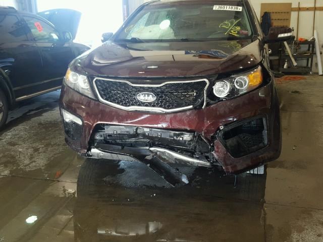 5XYKWDA27DG391016 - 2013 KIA SORENTO SX MAROON photo 9