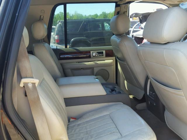 5LMFU28R14LJ26202 - 2004 LINCOLN NAVIGATOR BLACK photo 6