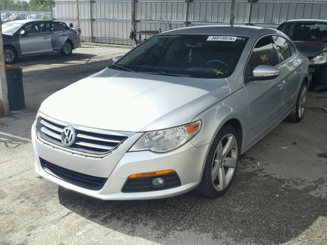 WVWHN7AN7BE720182 - 2011 VOLKSWAGEN CC LUXURY SILVER photo 2