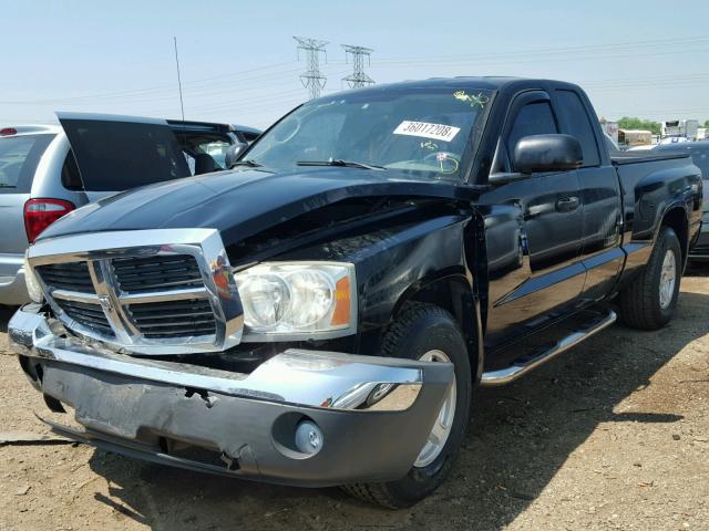 1D7HW42N05S177568 - 2005 DODGE DAKOTA SLT BLACK photo 2