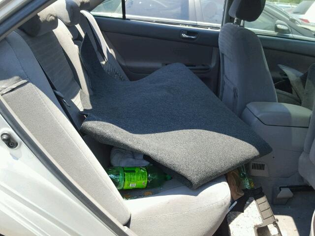 4T1BE30K26U681899 - 2006 TOYOTA CAMRY LE ვერცხლისფერი ფოტო 6