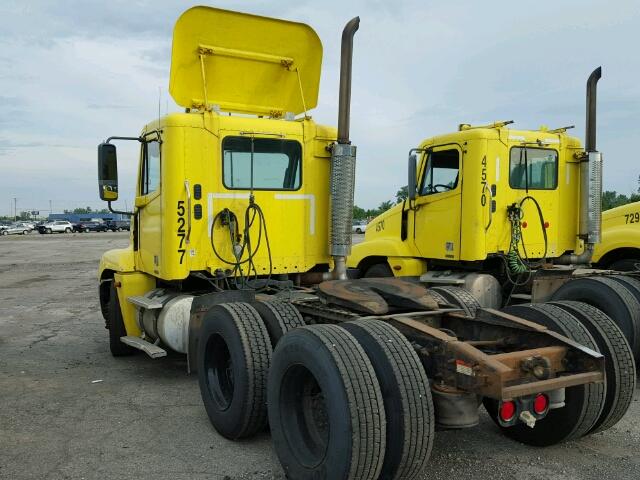 1FUJBBCV95LU67305 - 2005 FREIGHTLINER CONVENTION YELLOW photo 3