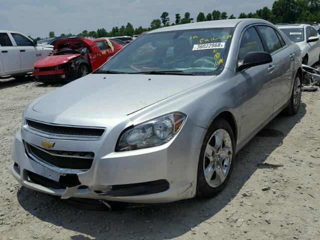 1G1ZA5E01CF350225 - 2012 CHEVROLET MALIBU LS 银色 照片 2