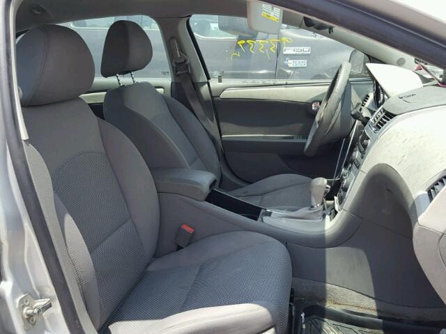 1G1ZA5E01CF350225 - 2012 CHEVROLET MALIBU LS 银色 照片 5