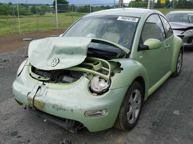 3VWCK21C31M467257 - 2001 VOLKSWAGEN NEW BEETLE 绿色 照片 2