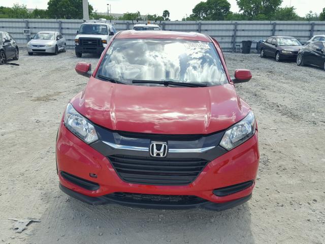 3CZRU5H30JM706546 - 2018 HONDA HR-V LX RED photo 9