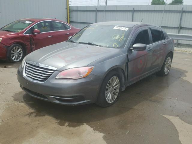 1C3CCBAB2CN105277 - 2012 CHRYSLER 200 LX GRAY photo 2