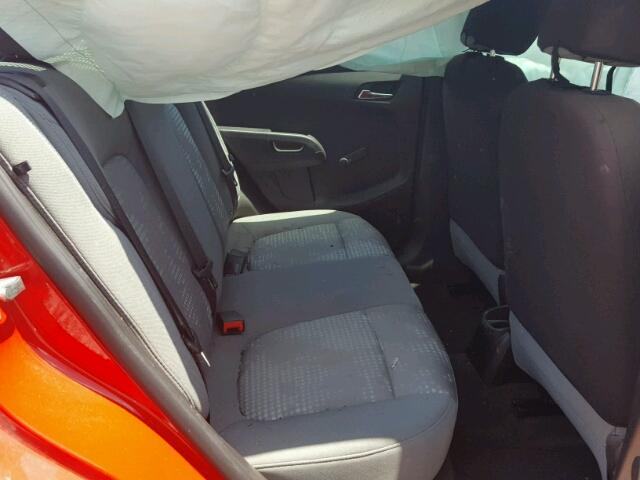 1G1JB5SH7E4236264 - 2014 CHEVROLET SONIC LS 红色 照片 6