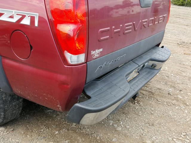 3GNEK12T14G138779 - 2004 CHEVROLET AVALANCHE MAROON photo 9