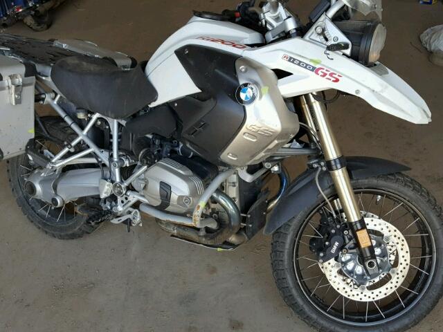 WB1045003AZX04737 - 2010 BMW R1200 GS WHITE photo 9