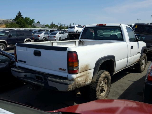 1GTHC24U26E166535 - 2006 GMC SIERRA C25 WHITE photo 4