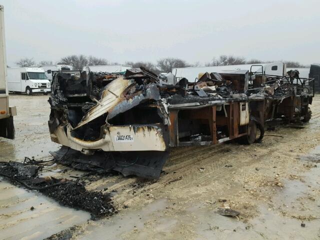 5B4MP67G243395084 - 2005 COACH MOTORHOME BURN photo 4