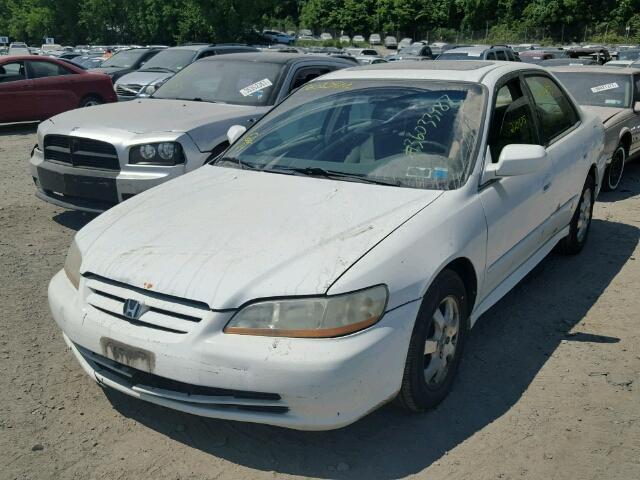 1HGCG66832A114582 - 2002 HONDA ACCORD EX/ WHITE photo 2