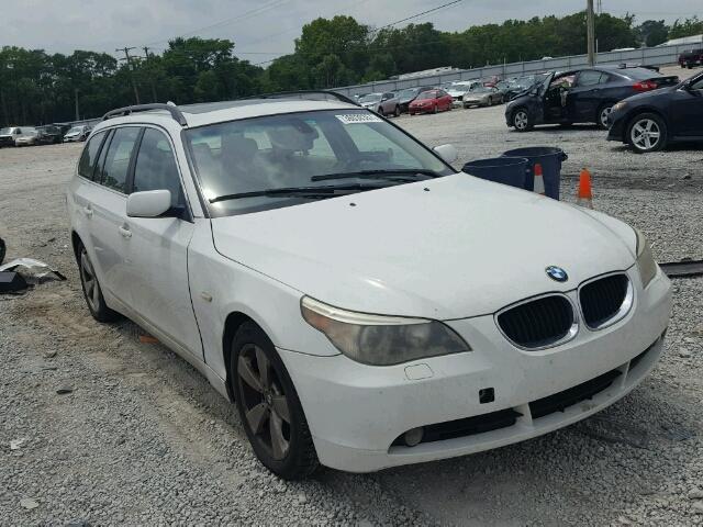 WBANN73526CN01984 - 2006 BMW 530 XIT WHITE photo 1