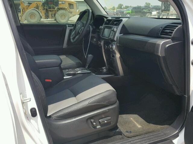 JTEBU5JRXG5344161 - 2016 TOYOTA 4RUNNER SR 白色 照片 5