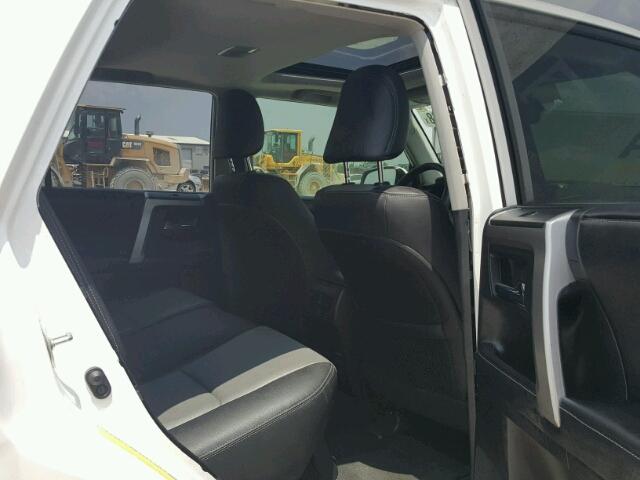 JTEBU5JRXG5344161 - 2016 TOYOTA 4RUNNER SR 白色 照片 6