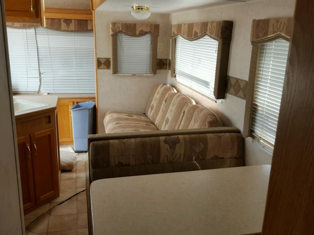 4YDF2552827305927 - 2002 KEYSTONE HORNET WHITE photo 8