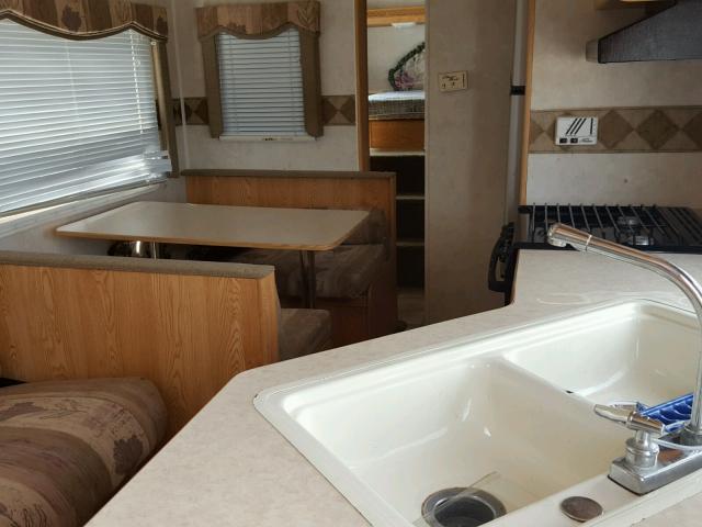 4YDF2552827305927 - 2002 KEYSTONE HORNET WHITE photo 9