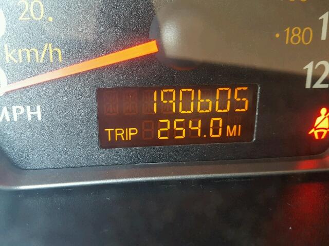 1G8AJ52FX4Z208690 - 2004 SATURN ION LEVEL SILVER photo 8