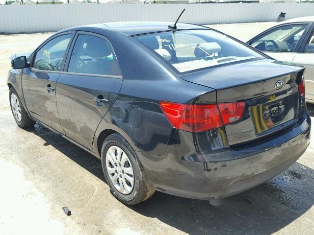 KNAFU4A26B5455802 - 2011 KIA FORTE BLACK photo 3