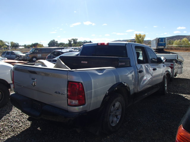 1C6RR7LT1FS546449 - 2015 RAM RAM TRUCK SILVER photo 3