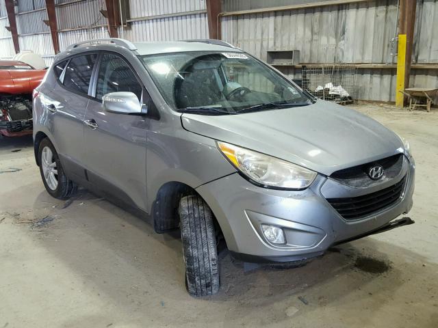 KM8JU3AC3BU148007 - 2011 HYUNDAI TUCSON GLS SILVER photo 1