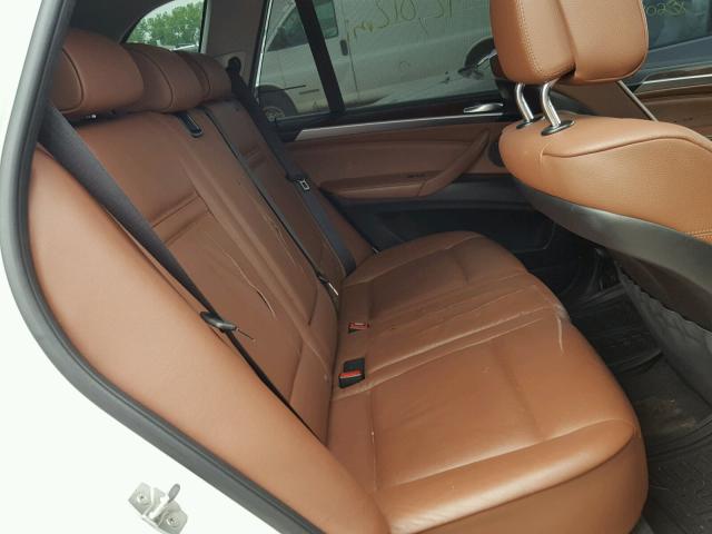 5UXZW0C57CL668943 - 2012 BMW X5 XDRIVE3 WHITE photo 6