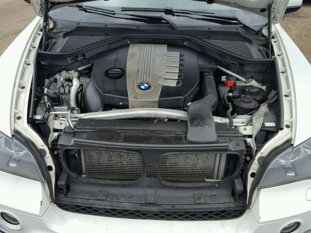 5UXZW0C57CL668943 - 2012 BMW X5 XDRIVE3 WHITE photo 7