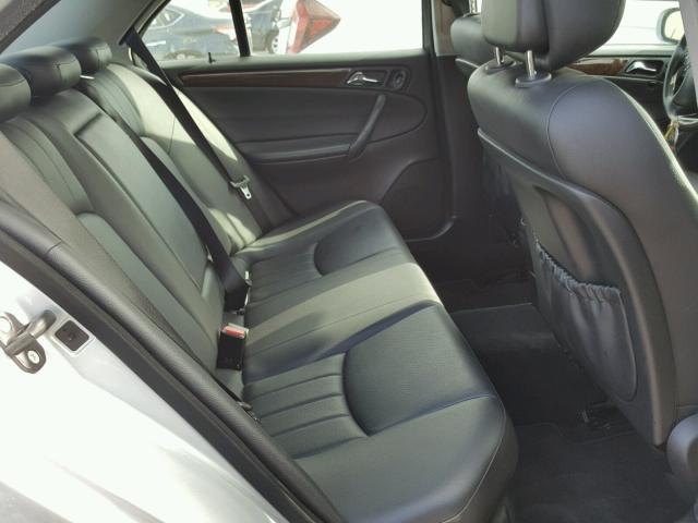 WDBRF56H67F877467 - 2007 MERCEDES-BENZ C 350 SILVER photo 6