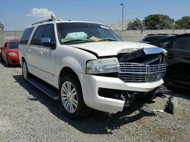 5LMFL285X8LJ00512 - 2008 LINCOLN NAVIGATOR WHITE photo 1